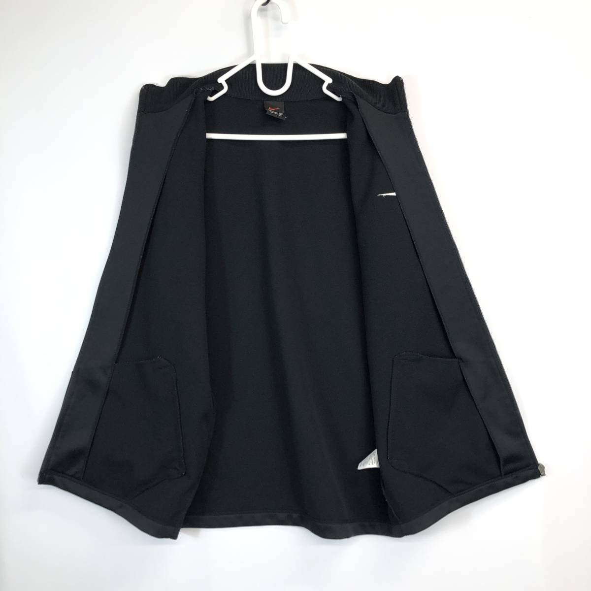 日本製 NIKE ナイキ トラックジャケット ブラック Mサイズ 00s 日本製 NIKE ナイキ トラックジャケット ブラック Mサイズ 00s