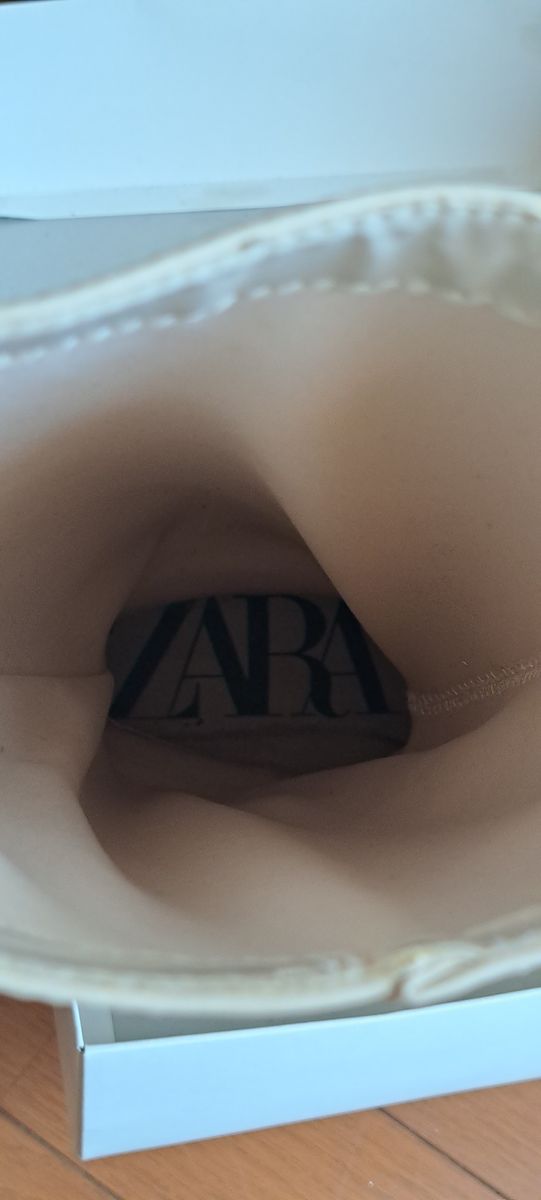 ZARA「ホワイトブーツ」&レインブーツ