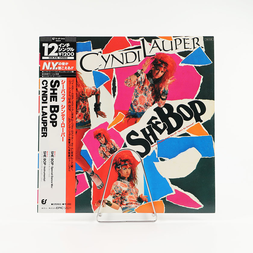 12インチシングル CYNDI LAUPER SHE BOP 1984年発売 帯付き (外袋 内袋交換済み) レコード専用ダンボールで発送（ジャンク商品）_画像1