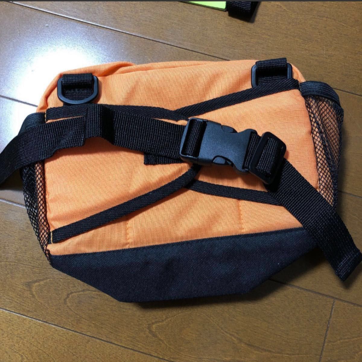 未使用　防災バッグ　防水バッグ　非常用持ち出しバッグ　避難バッグ　ショルダーバッグ　防災グッズ　レインコート　サバイバルシート