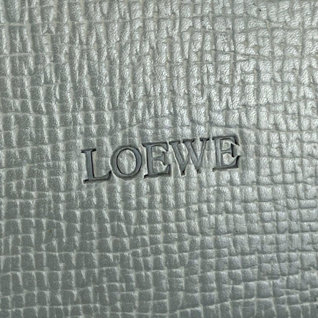 美品●LOEWE ロエベ トートバッグ 肩掛け ワンショルダー ロゴ型押し ゴールド金具 シボ革 レザー 水色系 フォーマル A4収納可能 男女兼用_画像3