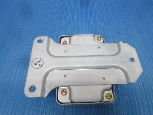 !1852E MRワゴン 前期 MF21S 純正 SRS エアバッグコンピューター 38910-73H0 152300-5890 送料520円_画像4