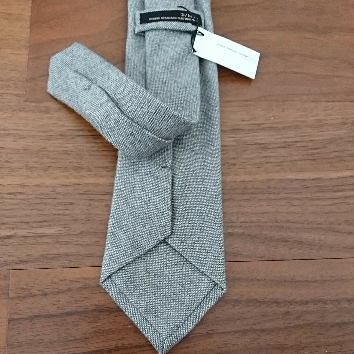  new goods unused double standard necktie half-price as follows .