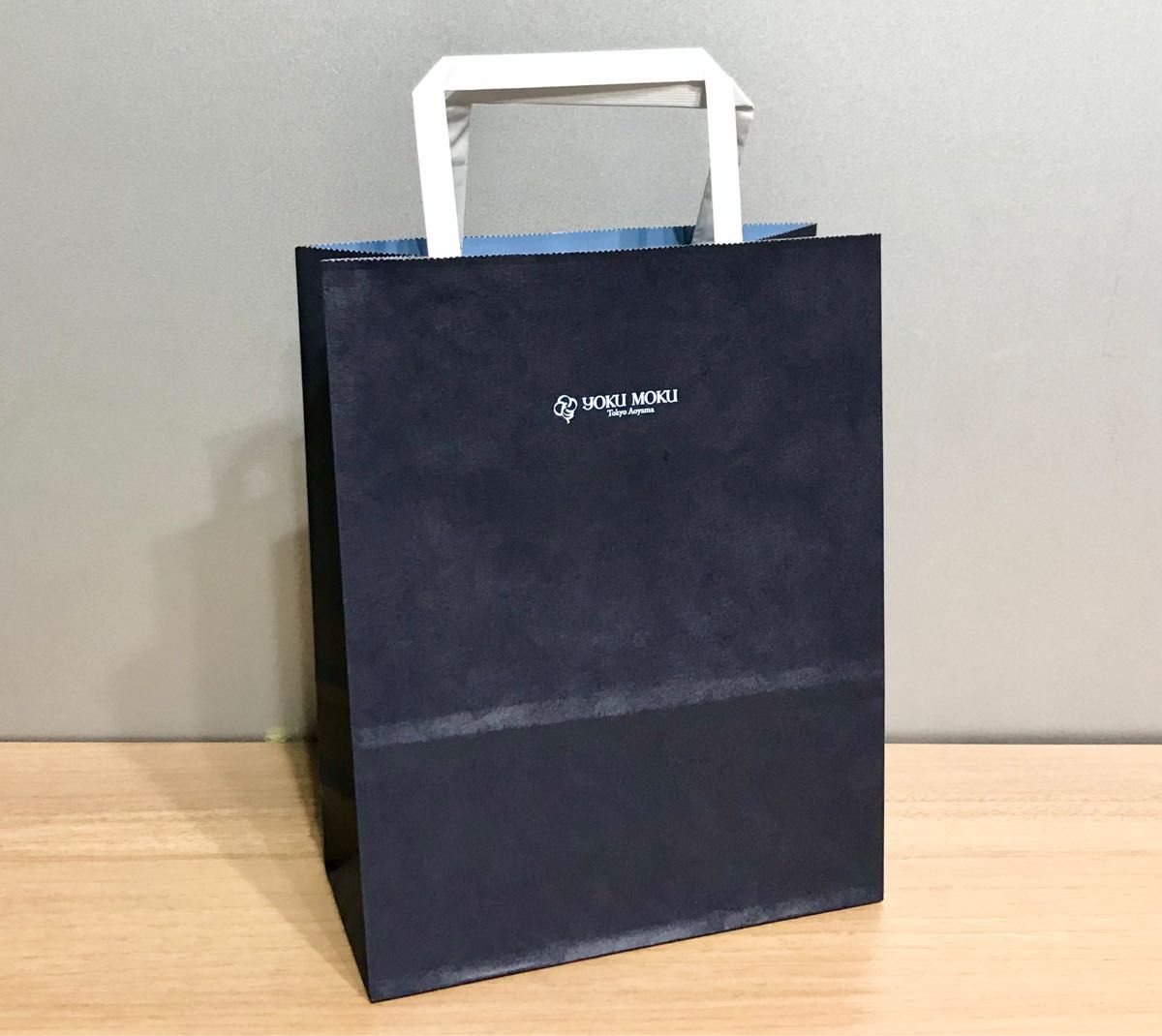12【ショッパー付き・缶入り・ギフト包装未開封・20本 12【ショッパー付き・缶入り・ギフト包装未開封・20本
