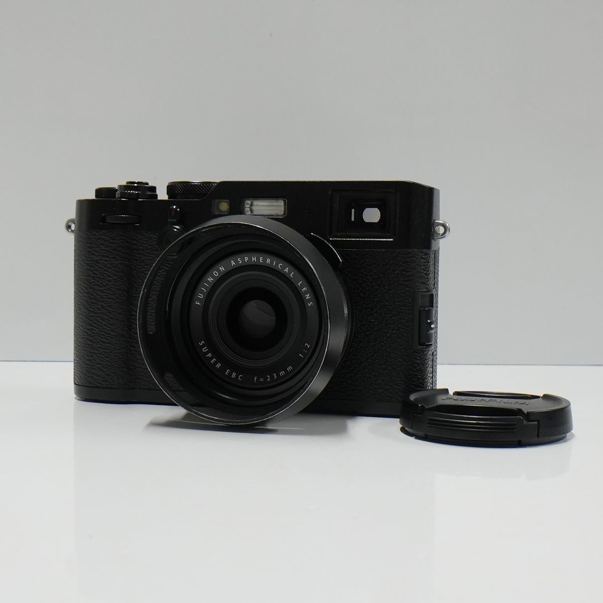 FUJIFILM X100F USED美品 APS-C プレミアムコンパクトカメラ 本体＋バッテリー FUJINON SUPER EBC 23ｍｍ F2 単焦点 完動品 中古 CP4034