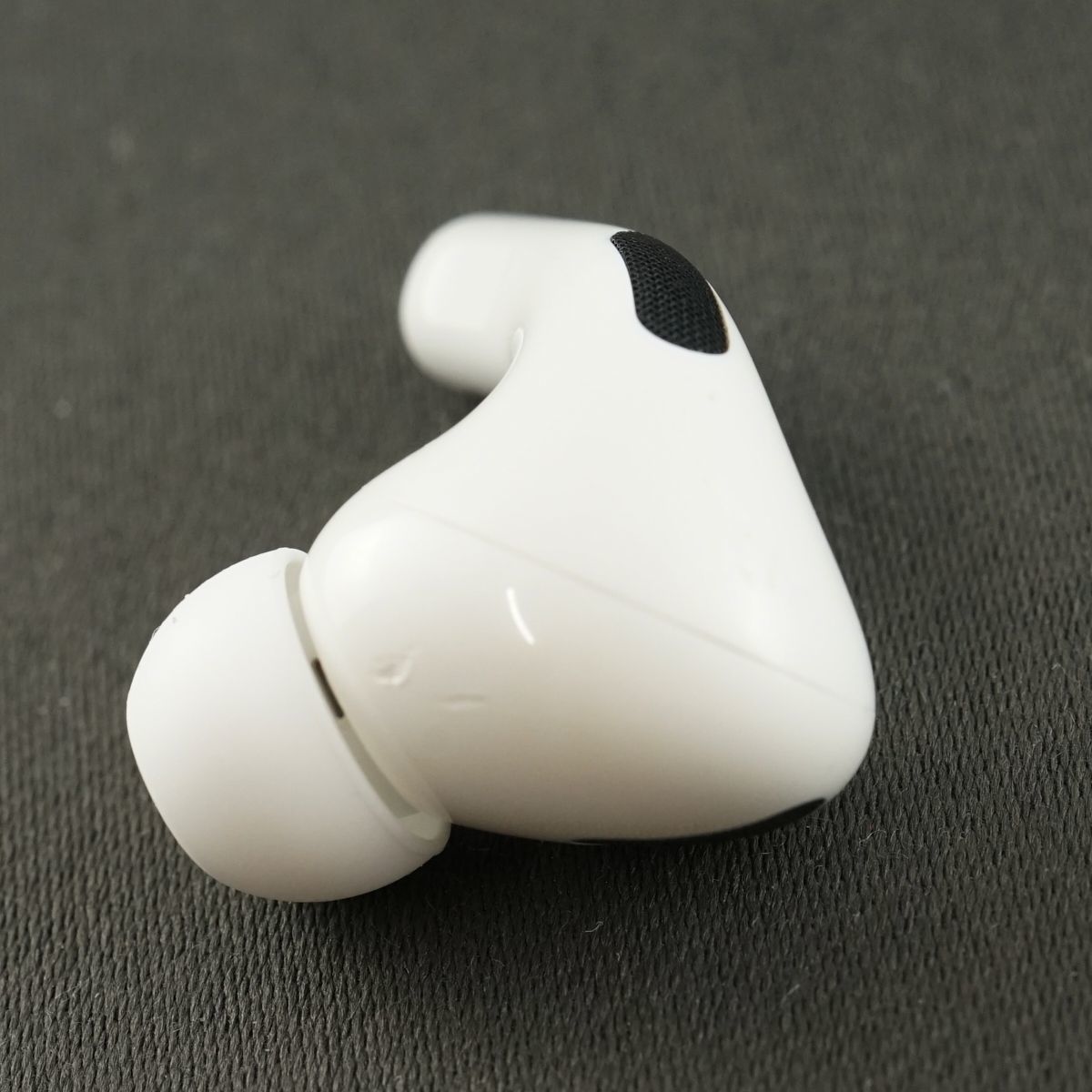 Apple AirPods Pro エアーポッズプロ右イヤホンのみUSED美品第一世代R