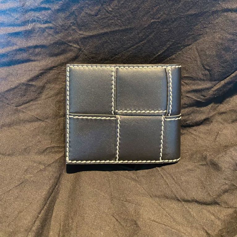 極美品 BOTTEGA VENETA 長財布 二つ折り財布 小物 極美品 BOTTEGA VENETA 長財布 二つ折り財布 小物