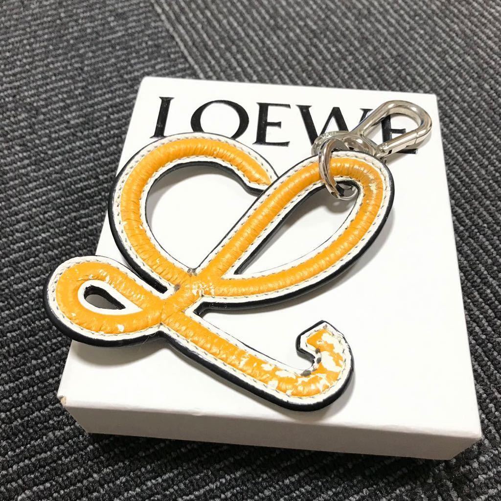 【ロエベ】本物 LOEWE キーリング チャーム キーホルダー レザー×金属素材 メンズ レディース スペイン製 保存袋 箱付き 送料520円_画像4