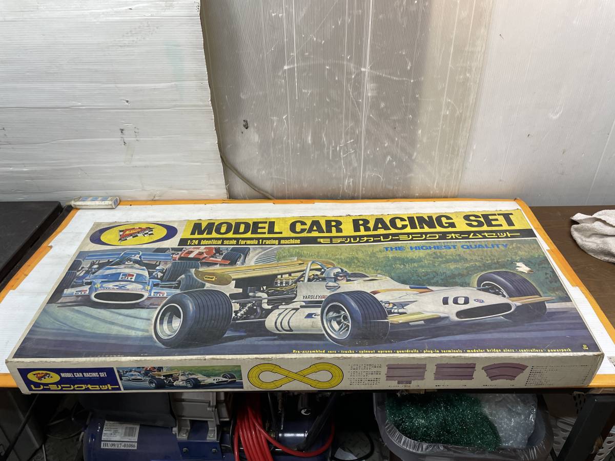 モデルカー レーシングセット 1/24 レーシングカー ホームサーキット