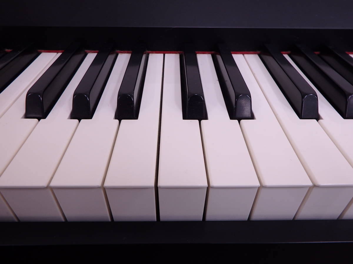 通電OK KORG/コルグ 電子ピアノ/デジタルピアノ SP-170S 2015年製 88鍵盤 楽器/鍵盤楽器 音楽 電源コード/スタンド付き 現状品 ZJ1379ジ_画像5