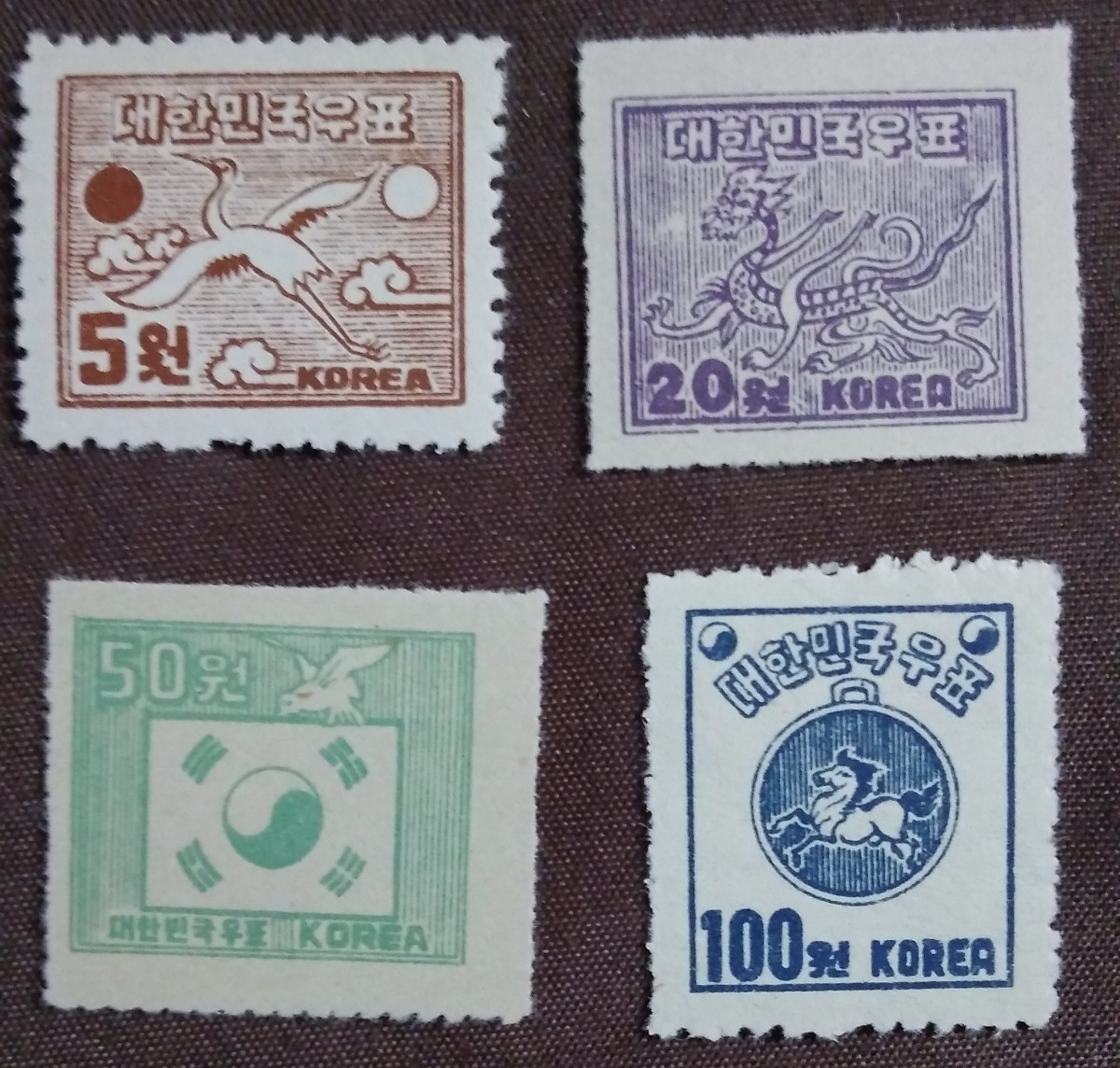 韓国　1951 鶴　龍　国旗　馬　未使用_画像1