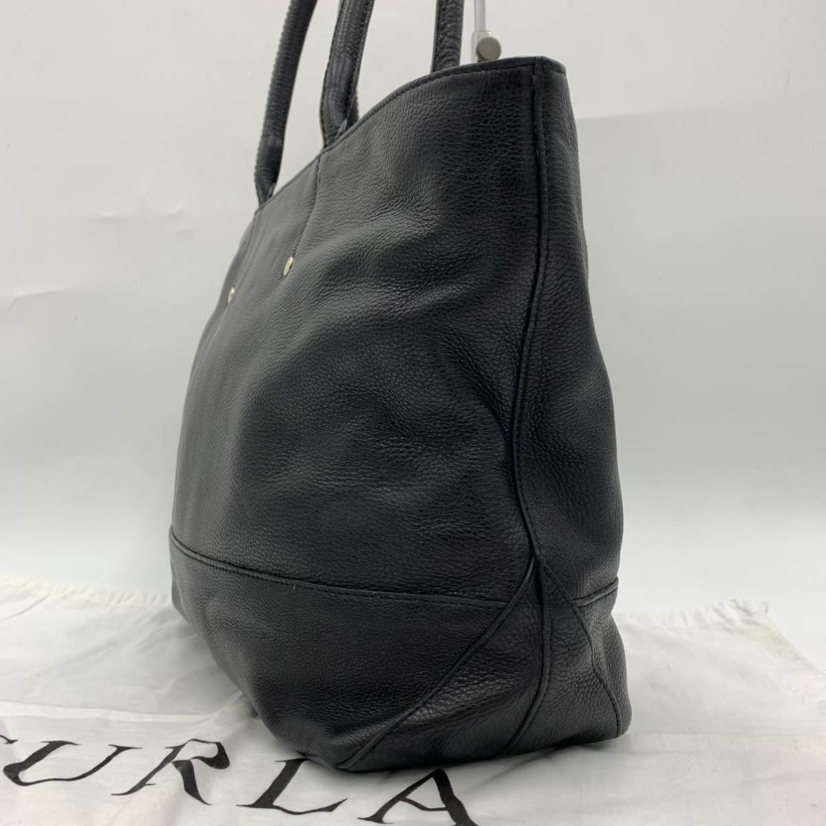 H☆良品/高級感溢れる!! '洗練されたデザイン' FURLA フルラ 本革 レザー ショルダー トートバッグ 手提げ 肩掛け ハンドバッグ 婦人鞄 BLK_画像5