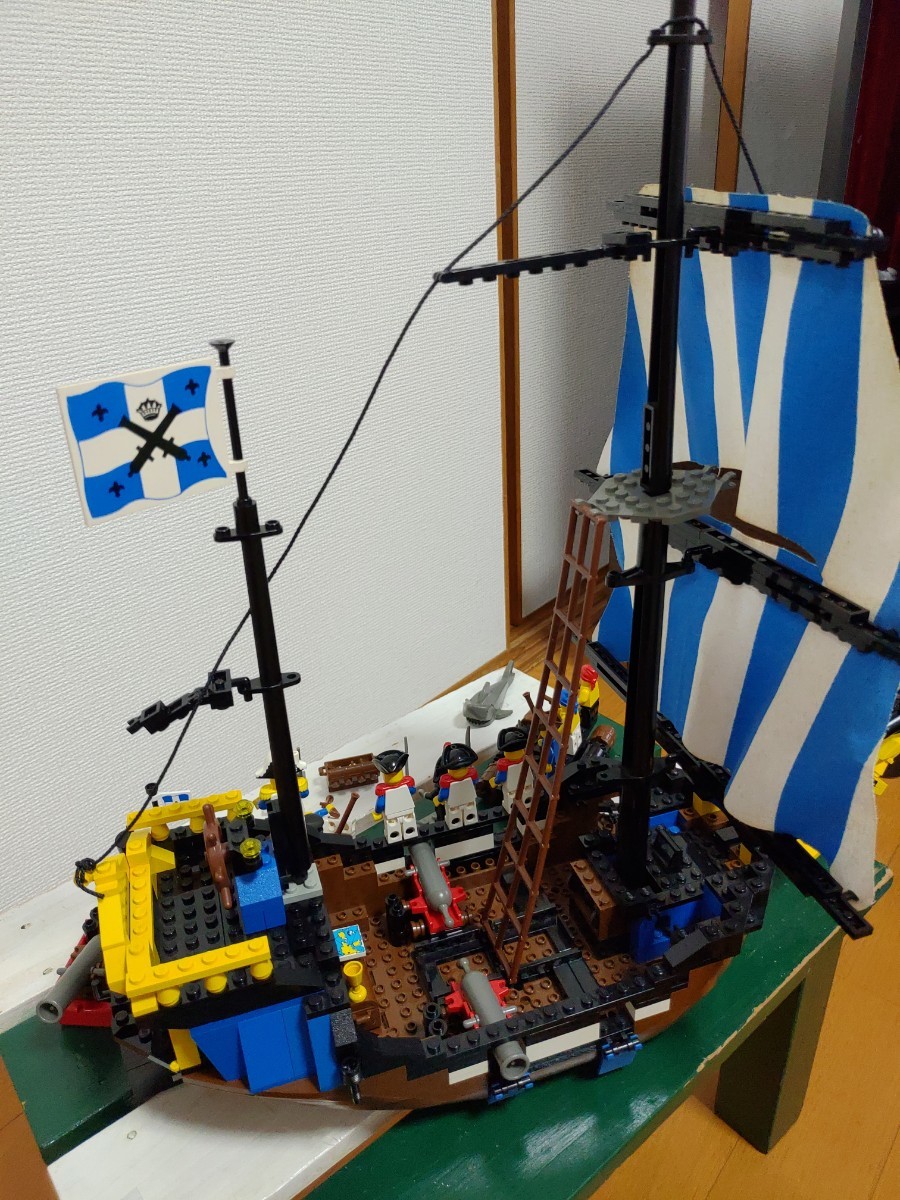 レゴ 南海の勇者シリーズ年 シーフォーク号＆いかだにのった海賊