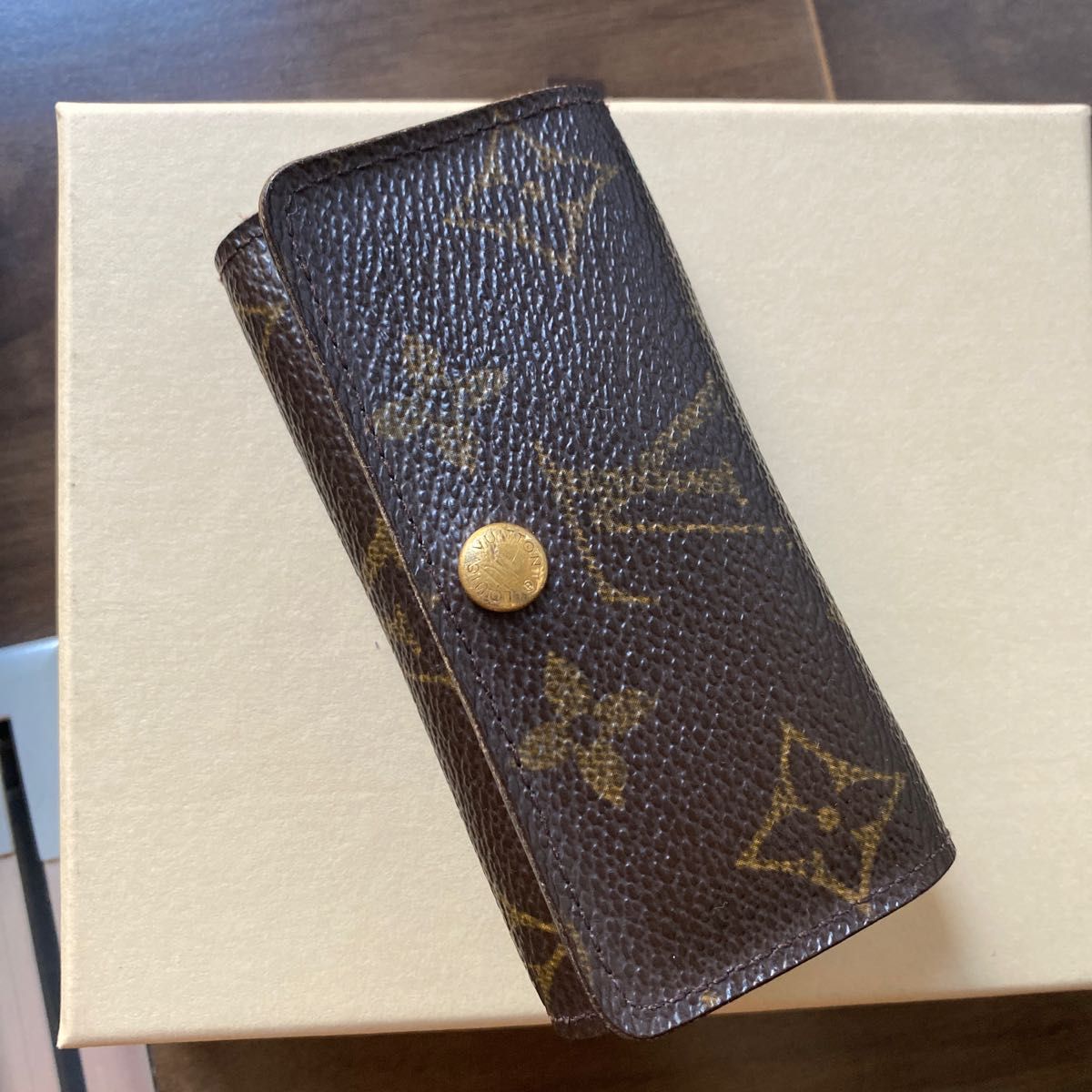 LOUIS VUITTON キーケース本物ルイヴィトンLVダミエアズール本革レザー二つ折り4連キーケース鍵しディースメンズ