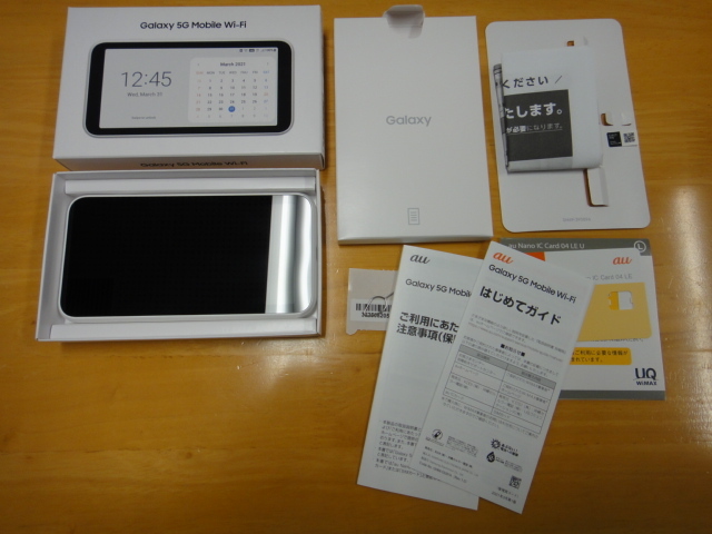 未使用に近い! 美品!】Galaxy 5G Mobile Wi-Fi SCR01 (au