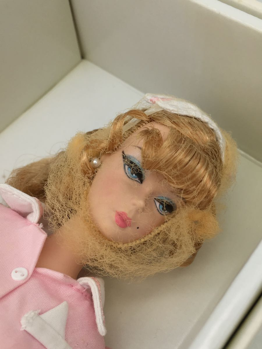 8466円 Barbie◇BARBIE/GOLD LABEL/THE WAITRESS/FMC/小物開封 8466円 Barbie◇BARBIE/GOLD LABEL/THE WAITRESS/FMC/小物開封