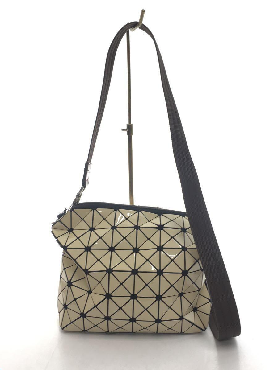 BAO BAO ISSEY MIYAKE◆BAO BAO ISSEY MIYAKE/ショルダーバッグ/クリーム