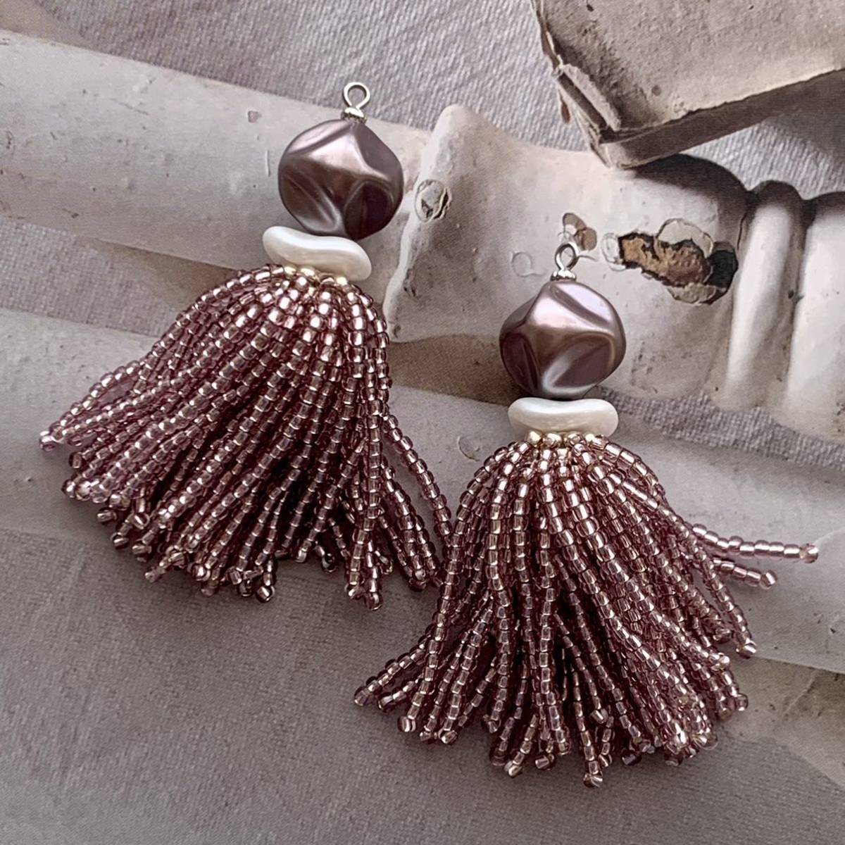  hand made * resin ba lock pa- ruby z tassel earrings earrings bronze × purple large .. beads earrings No.1876
