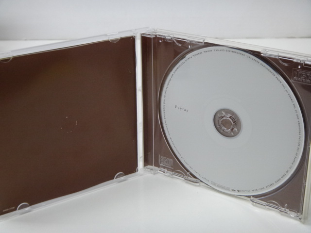 [34]CD#Fayray / white flower #