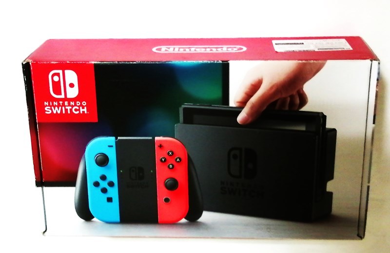 中古 『 Nintendo Switch本体 (HAC-001)/ Joy-Con(L) ネオンブルー/(R) ネオンレッド 』セーフティガイドのみ欠品_画像1