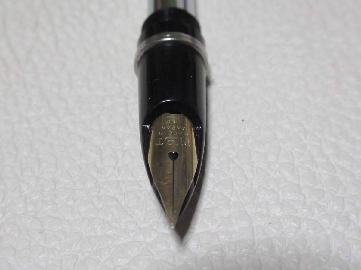 ■美品 希少 1950年代後半！パイロット(PILOT) SUPER200 ペン先(爪ニブ/逆ハート)：F（細字）14K 全長133ｍｍの画像3