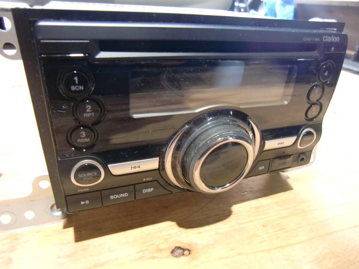 clarion/クラリオン CX211BK 2DIN CD/ラジオ/USB/AUX（C)_画像3