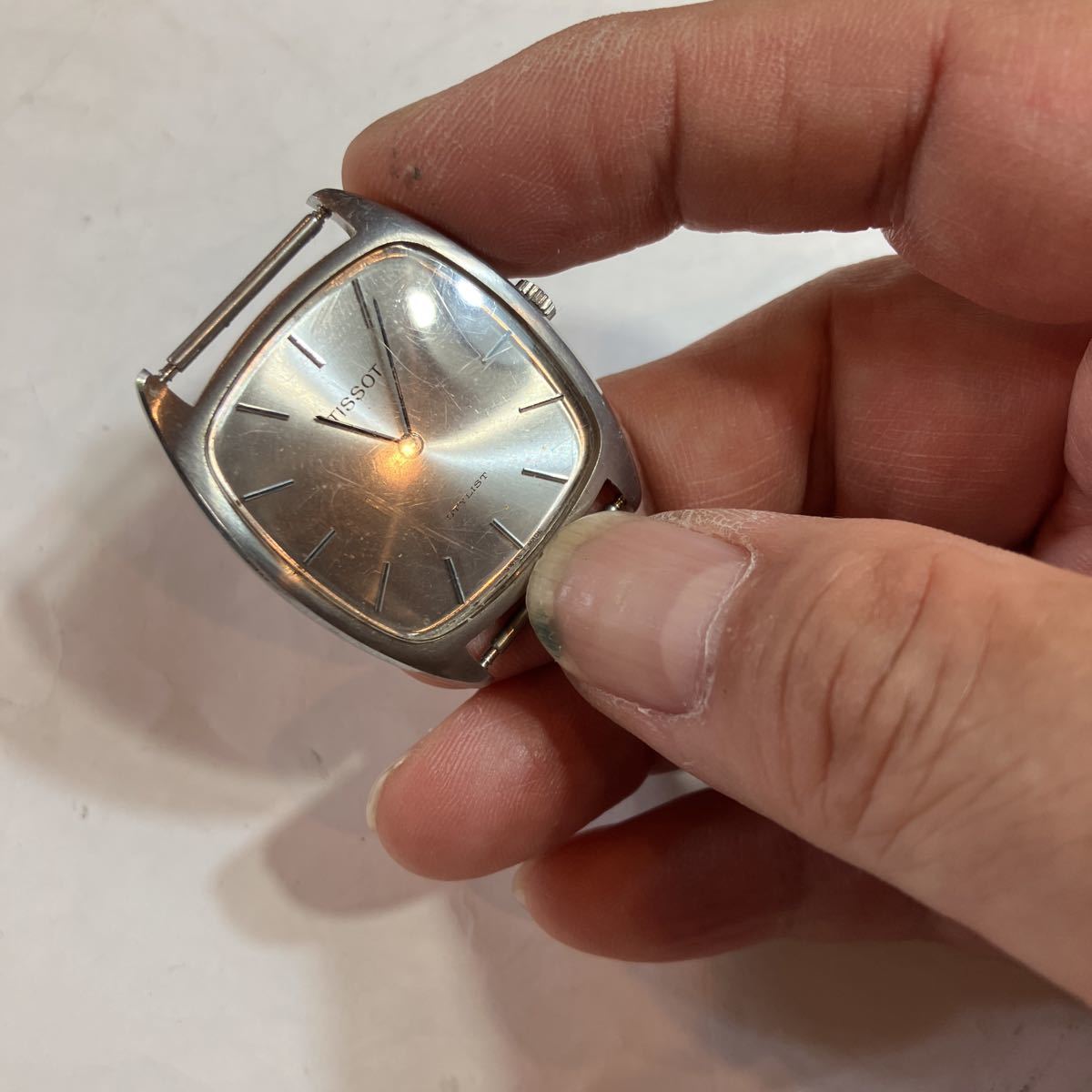 腕時計　男性用　TISSOT STYLIST 手巻き　スイス製　 動作確認済み　美品　46年前に購入　ビンテージ_画像8