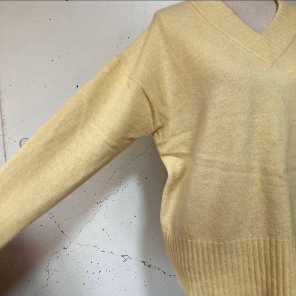 IENA イエナ ストレッチウールVネックプルオーバー ニット IENA イエナ ストレッチウールVネックプルオーバー ニット