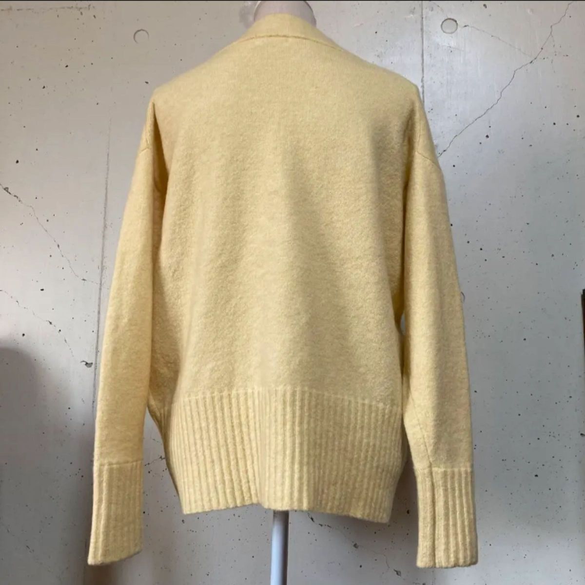 IENA イエナ ストレッチウールVネックプルオーバー ニット IENA イエナ ストレッチウールVネックプルオーバー ニット
