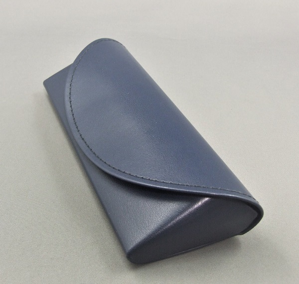 * stock large liquidation! super profit price!# semi-hard case ( navy )* magnet type * external dimensions : width approximately 159 mm *