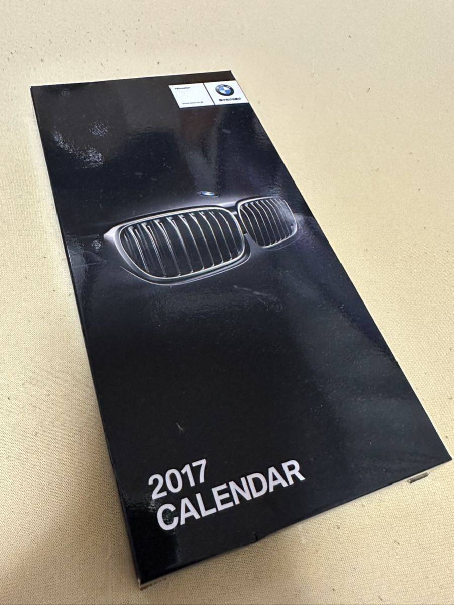BMW2017年カレンダー スタンドのみ ノベルティ 限定_画像1