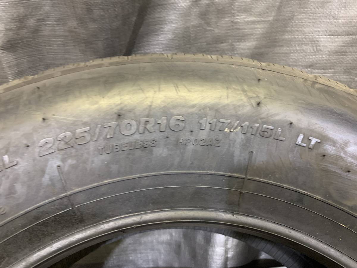 スペアに ブリヂストン 225/70R16 R202 1本のみ イボ付き 極上品 2019年製 225/70-16 ライトトラック用_画像5