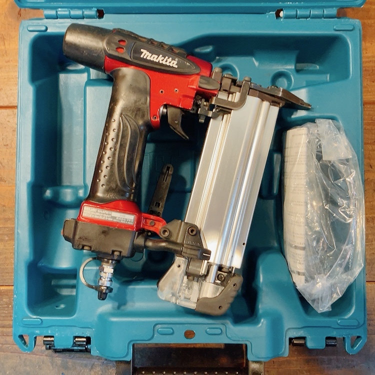 7日保証・整備済】消耗部品交換 マキタ makita 高圧 7日保証・整備済】消耗部品交換 マキタ makita 高圧