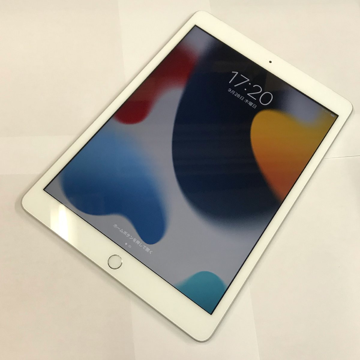 ギフ_包装】 第7世代 iPad docomo 【送料無料/中古良品】SIMフリー Wi