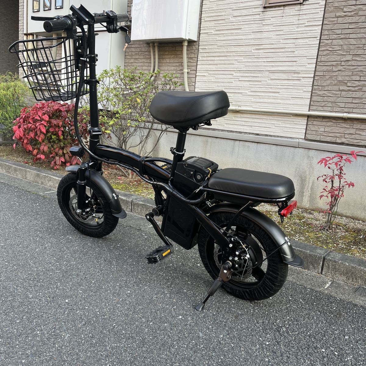 大阪市内発 めちゃ速リミッターカット フル電動自転車 アクセル付ひね