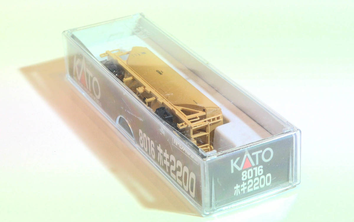 【F37Y14】KATO「No.8016　ホキ2200」ケース付き　ホッパ車　中古Nゲージ　ジャンク_画像1