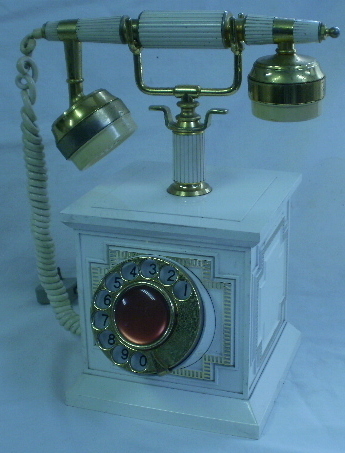 柔らかな質感の 激レア・田村電機 パルテフォン A1　洋風 D-005 昭和レトロ ダイヤル式 アンティーク電話 電話機