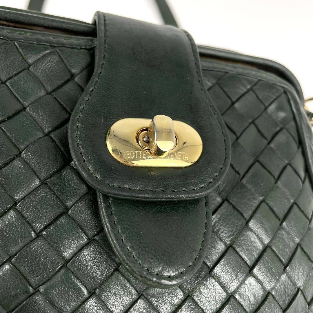 美品■BOTTEGA VENETA ボッテガヴェネタ イントレチャート がま口 ショルダーバッグ ターンロック ゴールド金具 ポシェット 緑 ラムレザー