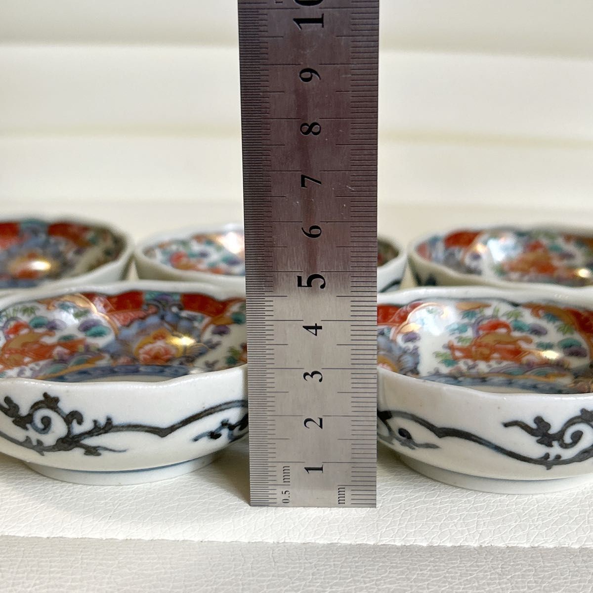 三洋陶器 龍峰窯 金彩獅子牡丹 小皿揃 5枚セット 小鉢 豆皿 古 三洋陶器 龍峰窯 金彩獅子牡丹 小皿揃 5枚セット 小鉢 豆皿 古