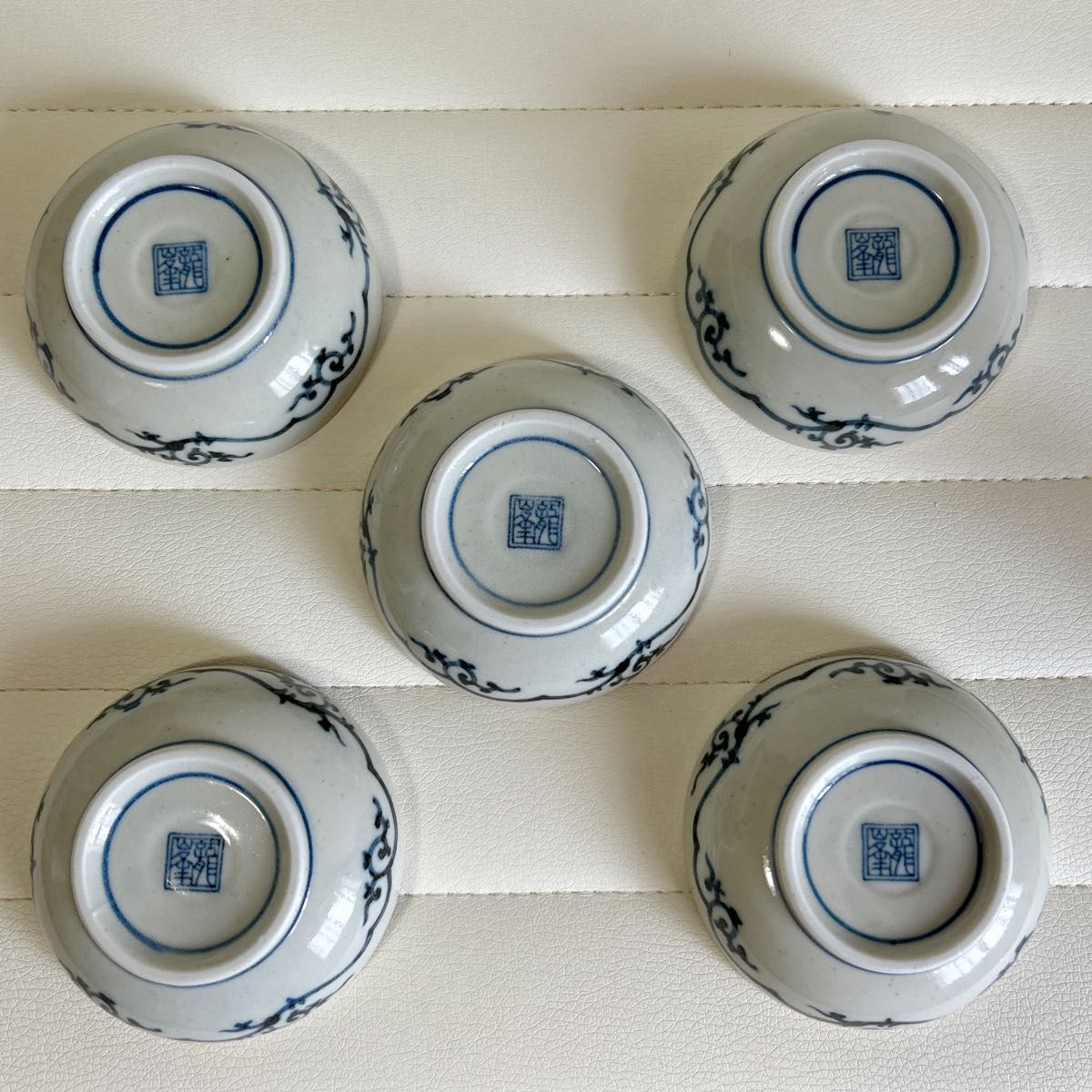 三洋陶器 龍峰窯 金彩獅子牡丹 小皿揃 5枚セット 小鉢 豆皿 古 三洋陶器 龍峰窯 金彩獅子牡丹 小皿揃 5枚セット 小鉢 豆皿 古
