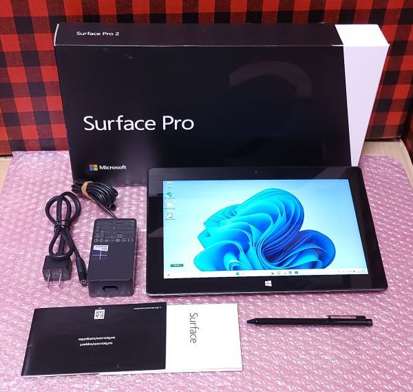 ★使用時間 32時間/充電サイクル51回　SurfacePro2　かなりの美品_画像1