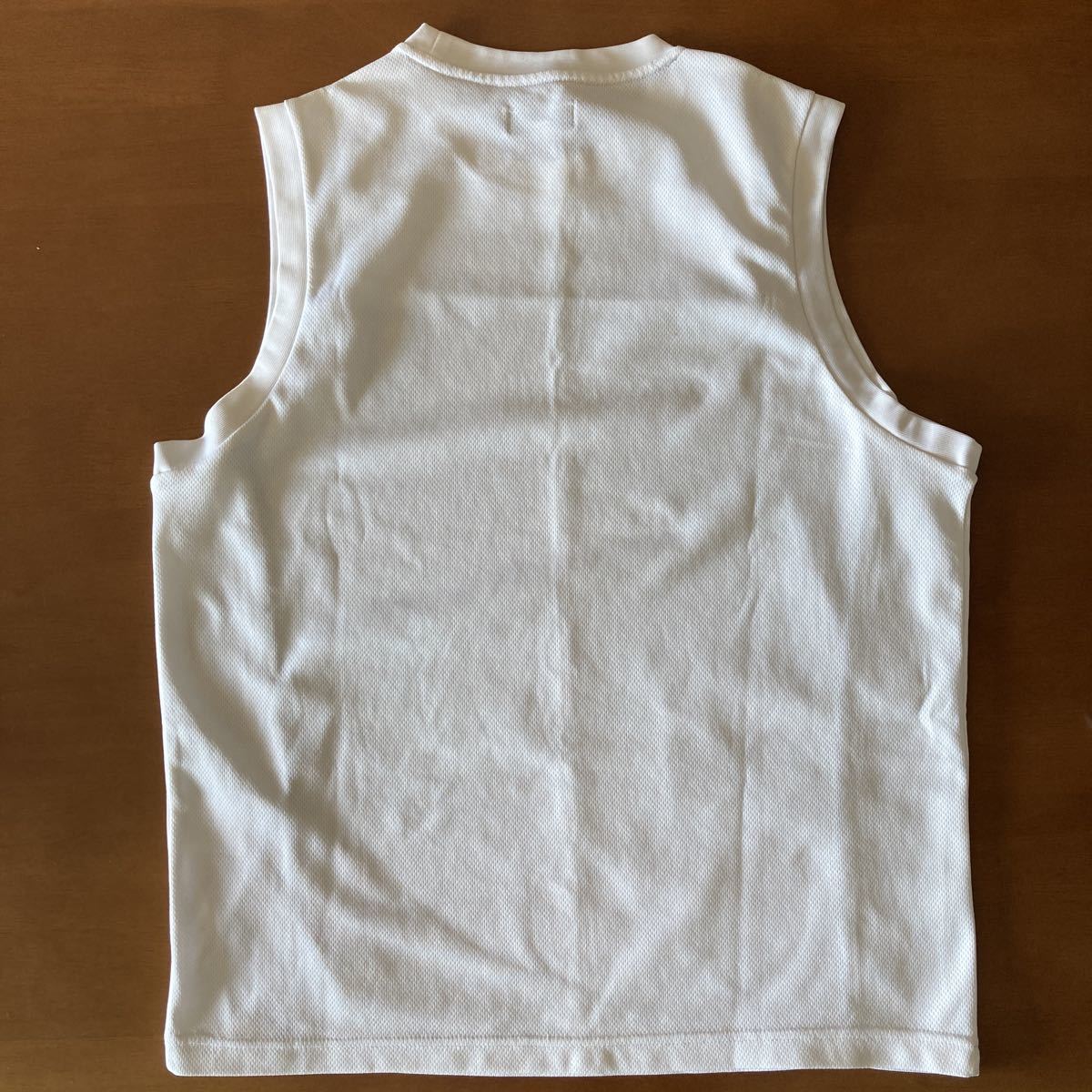 メンズ　ノースリーブシャツ タンクトップ KSWISS LLサイズ　白_画像4