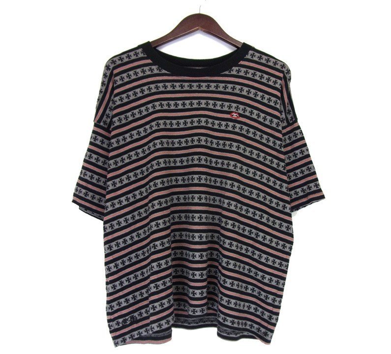 クロムハーツ CHROME HEARTS ■ 【 Y Not Stripe Cross Tee 】 ワイノット CH プラス ストライプ ロゴ 半袖 Tシャツ n3451