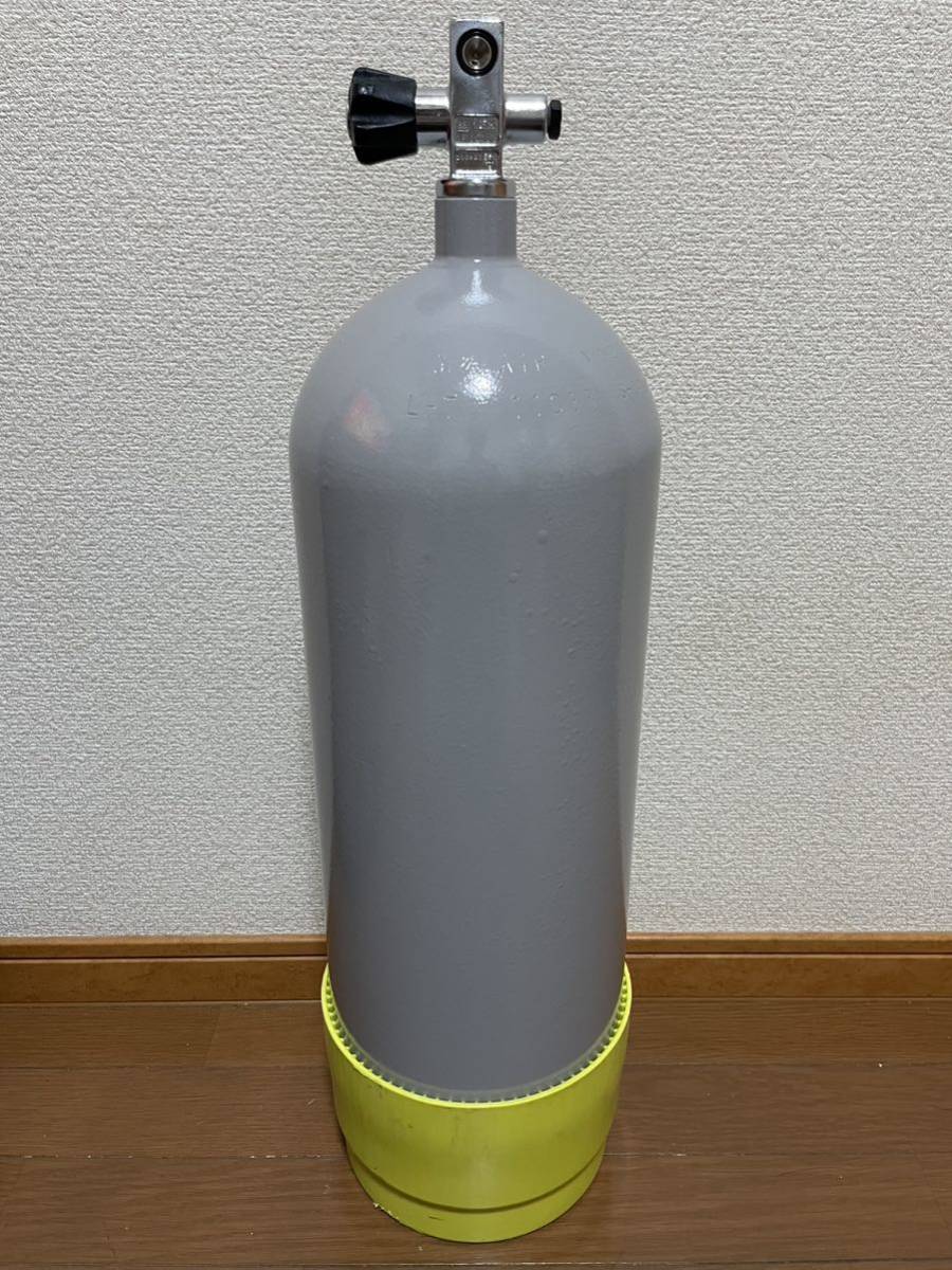 格安 スキューバダイビング用 エアー（空気）タンク ボンベ １２Ｌ