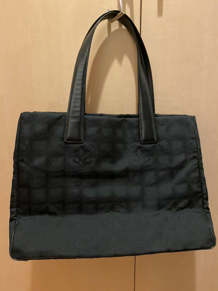 50%OFF シャネル ニュートラベルライン MM ブラック 美品 ハンドバッグ