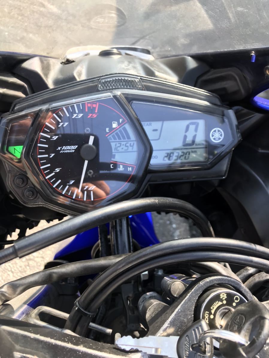 ヤマハ YZF-R25 RG10J 28320km カスタム 実働 書類付き 自賠責あり令和6年12月 YAMAHA フェンダーレス 即決 車体 USB_画像7