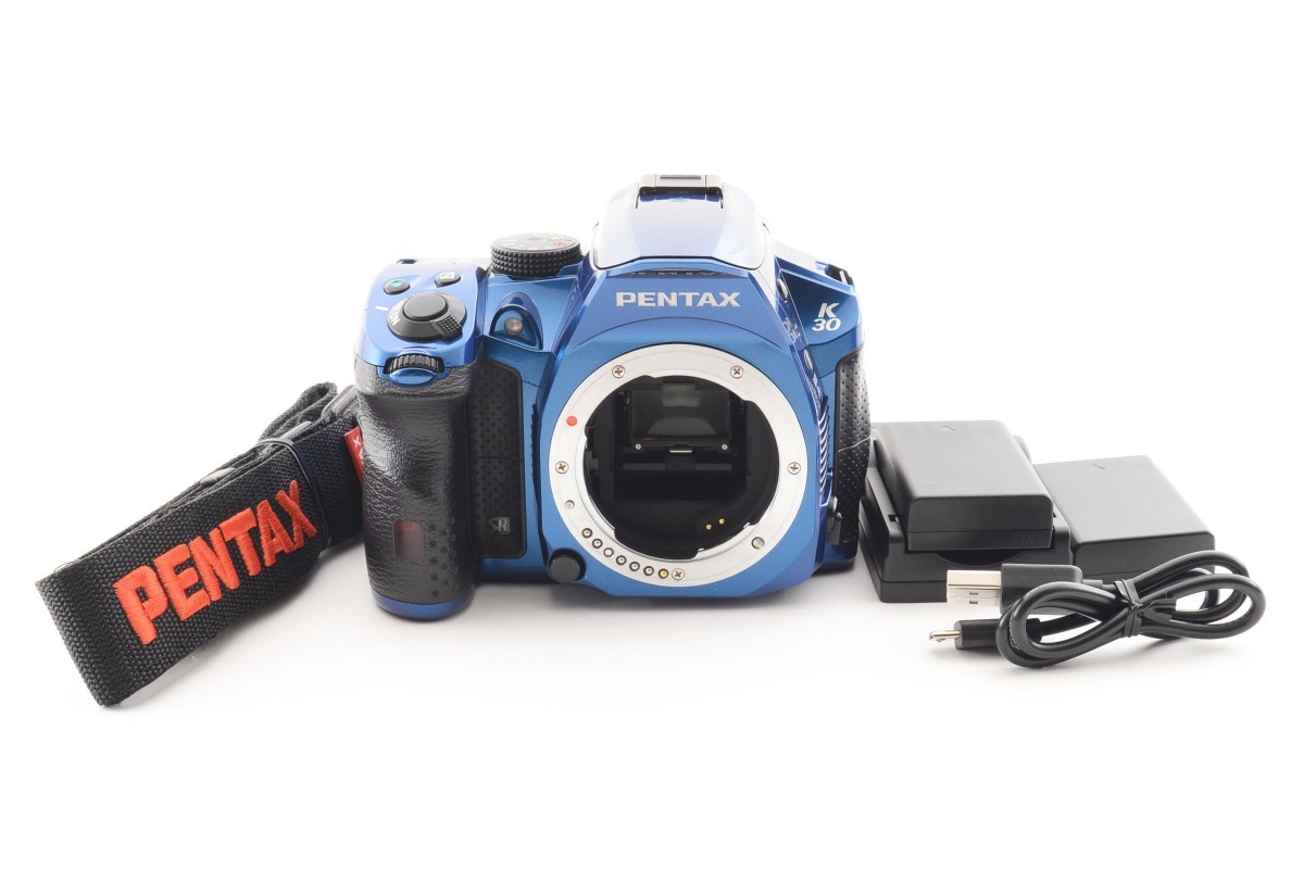 激安特価 Pentax クリスタルブルー デジタル１眼カメラ K-30