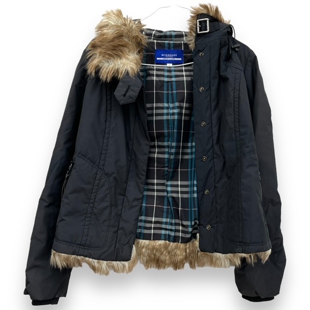 美品 BURBERRY BLUE LABEL バーバリー ブルーラーベル 服 ダウン 中綿 ジャケット ファッション トップス アウター ファー コート 防寒_画像3