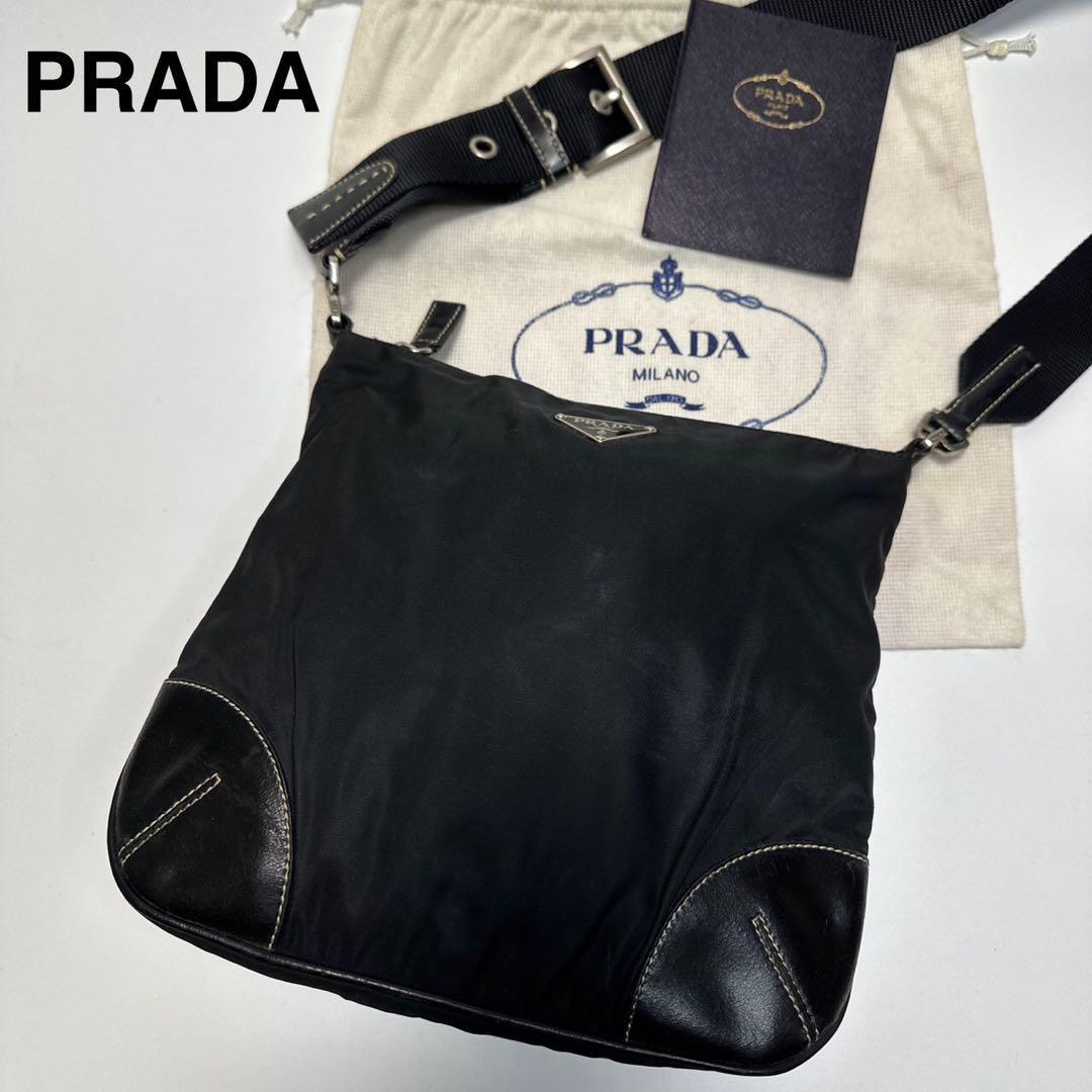 【極美品】プラダ　PRADA　三角ロゴ　ブラック　黒　ショルダーバッグ サコッシュ　斜め掛け クロスボディ スクエア