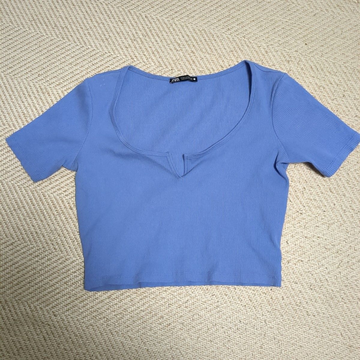 ZARA リブTシャツ ノッチネック